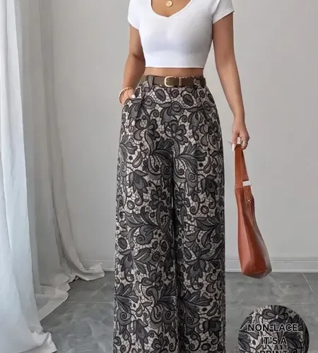 Floral Print Mid Rise Trousers